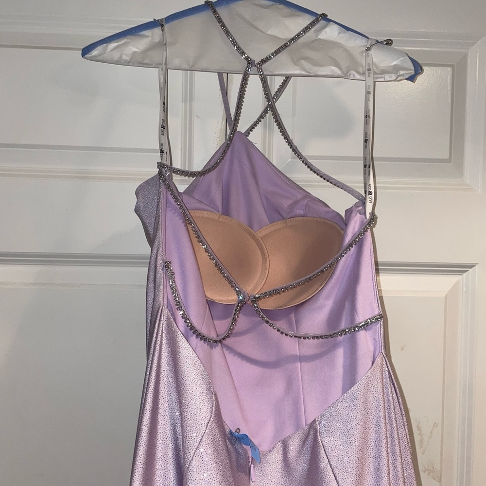Elegant Lavender Dress - Picture 5 of 8